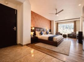 The Ginger McLeod Ganj-Centrally Heated & Air Cooled # Near Mall Road # Big Parking # Lift #Spacious Rooms # Most Awarded # Property Of The Year # By Vaikunth #，位于麦罗肯机的酒店