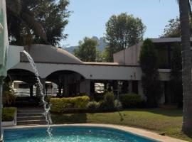 Hotel Mythos，位于迪坡斯特兰的酒店