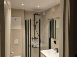 Cozy Corner - Bergen Vest