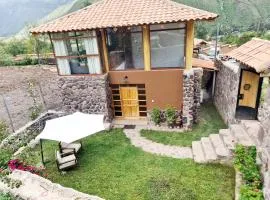 Beautiful house in the Sacred Valley, Arin Falls