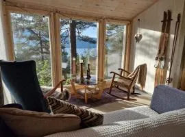 Romantic Off-Grid Cabin with Fjord & Mountain Views