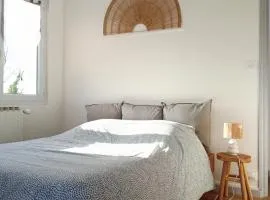 Maisonnette cosy avec parking - Séjour pro ou détente