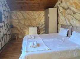Hirmas boutique hotel