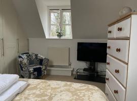 Charming Detached Cottage Guest Room in Silsoe Village，位于贝德福德的酒店