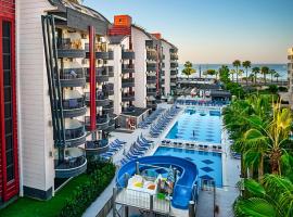 Grand Uysal Beach & Spa Hotel，位于阿拉尼亚的酒店