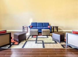 HOTEL WORLD Inn and Suites，位于科尔宾的酒店