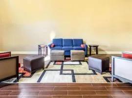 HOTEL WORLD Inn and Suites