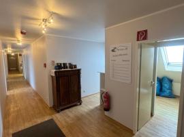Nordroomz GmbH，位于锡克的酒店