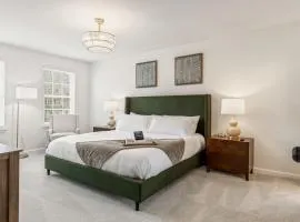 King’s Corner Retreat by StayLage