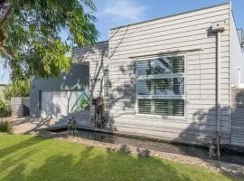 Golf at Moonah Links , Indoor Spa & Premium Golf Course Access