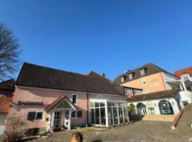 Hotel St. Paulushof，位于Niedermohr的酒店