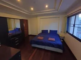 Skippers inn pier 55 Bar&Guesthouse