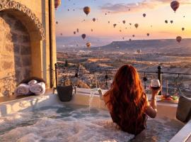 Simera in Cappadocia - Special Class - Best View Rooftop，位于乌奇希萨尔的酒店