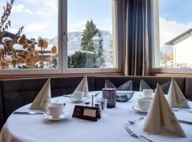 Saldur Small Active Hotel