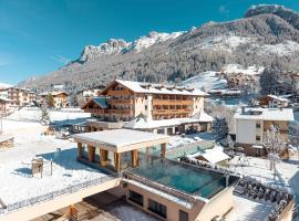 Resort Dolce Casa - Family & Spa Hotel，位于莫埃纳的酒店