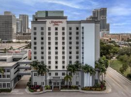 Hampton Inn Fort Lauderdale Downtown Las Olas Area，位于劳德代尔堡的酒店