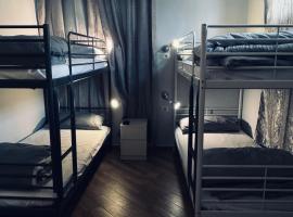 Gloria Hostel Milano，位于米兰的酒店