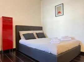 Modern Apartment near City Center and Train Station