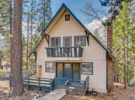 A-Frame Cabin w/ EV Charger, Arcade & Vinyl Lounge
