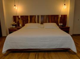 Hotel Tres Reinas，位于Xicotepec de Juárez的酒店