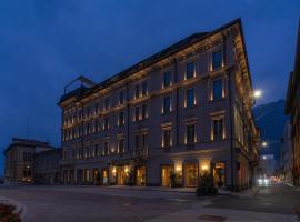 Palazzo San Gottardo Lake Como, a Radisson Collection Hotel，位于科莫的酒店