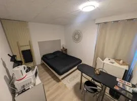 AirBnBri' Chambre à Louer RDC Maison