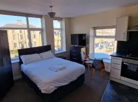 SELF CHECK-IN PENTHOUSE APARTMENT in HALIFAX CENTRE