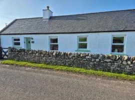 RAWSON COTTAGE at High Drummore Stranraer LOVELY 2 BEDROOM SEMI RURAL