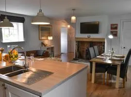 Cuthbert House - Uk7026