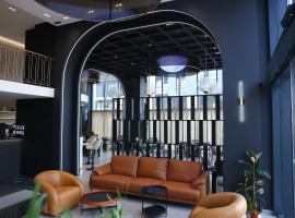 Mece Hotel Tirana，位于地拉那的酒店
