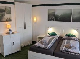 Apartment #21 im Haus Deutsch Krone - EG, Balkon, Pool - Renoviert 2026，位于巴特埃森的酒店