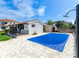 House Ara