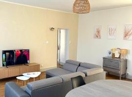 La maison de Jacques - Petite maison de campagne，位于比斯利的酒店