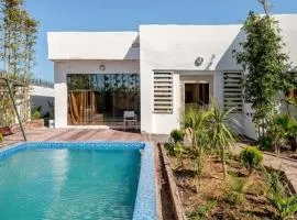 Villa with private pool and sea view