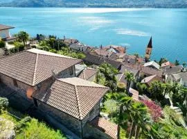 Stay near Lake with Panoramic Views