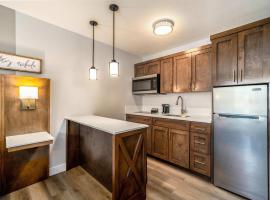 MainStay Suites Moreno Valley Near March Air Reserve Base，位于莫雷诺谷的酒店