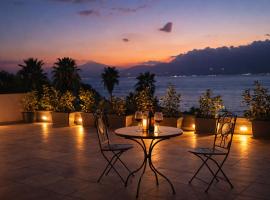 Thalassa Panoramic Suites，位于雷焦卡拉布里亚的酒店