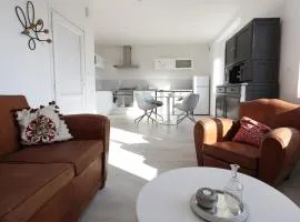 Apartment with enclosed garden, 2 bedrooms, 60 m2, everything within walking distance