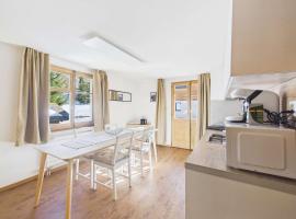 Family Apartment near Zermatt with Stunning Views，位于兰达的酒店