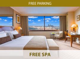 Grand Hotel Prague Towers - Czech Leading Hotels,位于布拉格的酒店