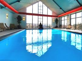 奥兹恩阿登纳酒店，位于杜柏的酒店