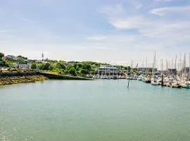 Superb Seafront Studio