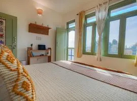 Bir Downtown 2 BHK - Landing site 5 mins
