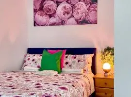 Beautiful room near airport