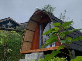 Giri Garden Sunset Glamping，位于Gitgit的酒店