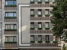Yez Boutique Hotel