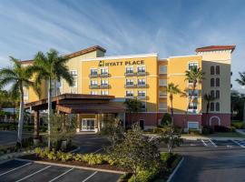 Hyatt Place Fort Myers Estero - Newly Renovated，位于埃斯特罗的酒店