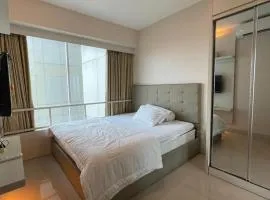 Apartemen Grand Kamala Lagoon by Ichaa Room