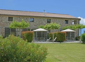 Luxury g te in a renovated farmhouse，位于Rieux-Minervois的度假屋