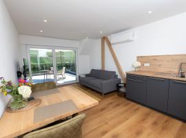 Moselappartements by Weingut Marco Adamy，位于鲁斯尼希的酒店